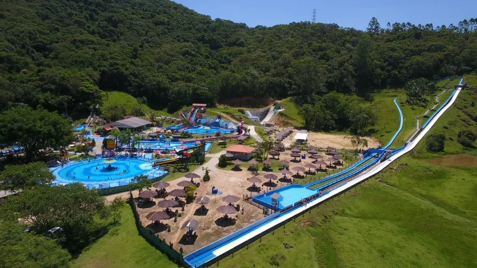 O que fazer em Santa Catarina no calor? | Arco-Íris