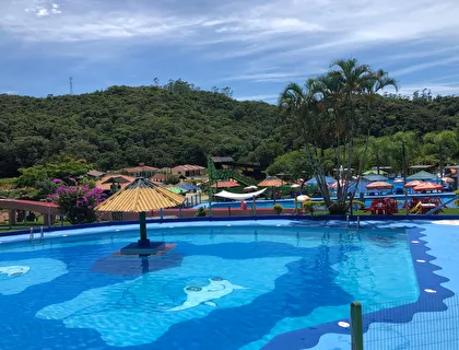 Piscina Cascata