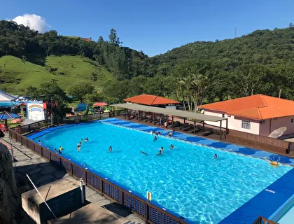 Piscina Semiolímpica